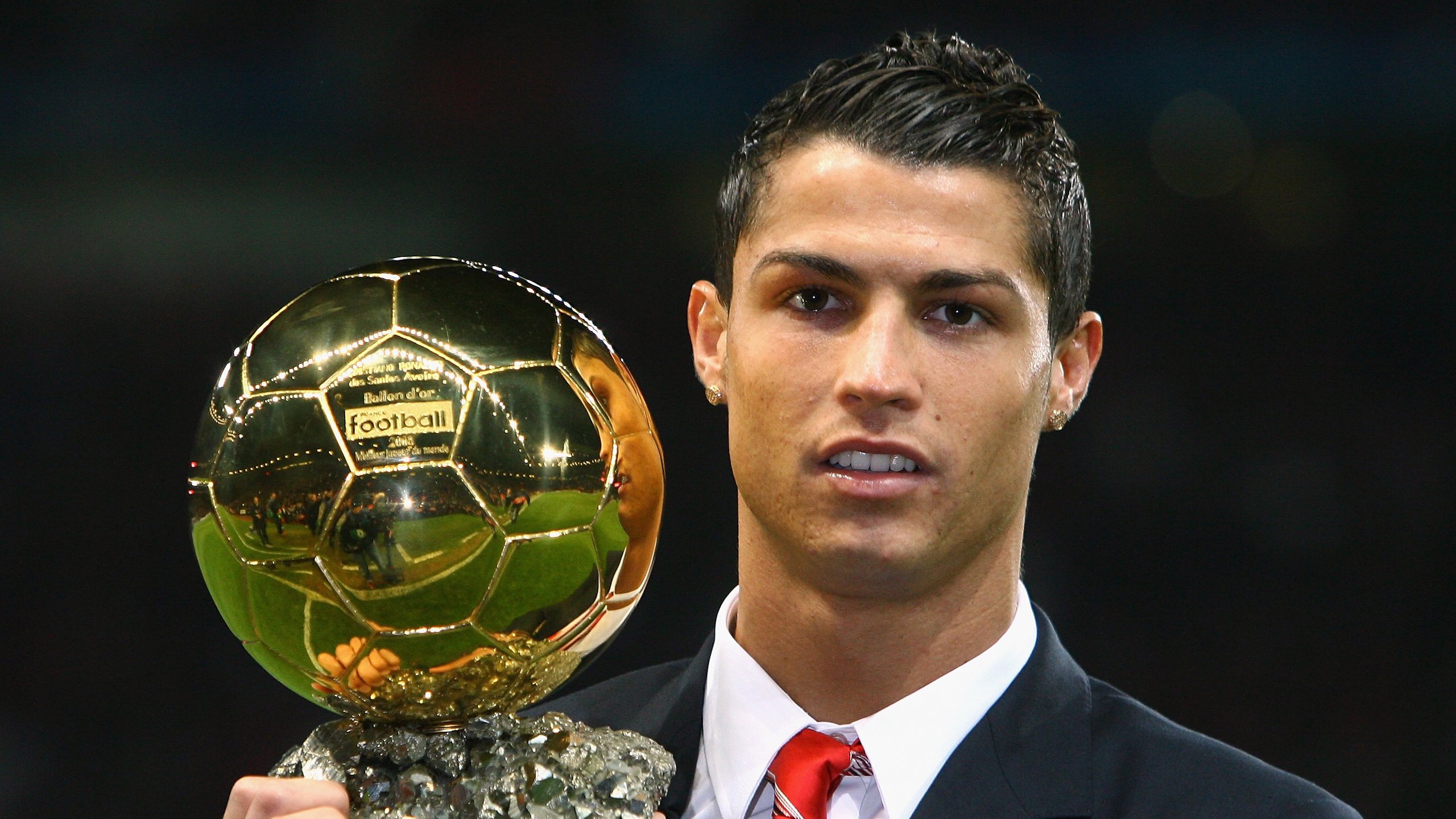 kaiyun-乌拉圭男足在巴黎奥运会上展示了高水平的比赛状态，乌拉圭足球拿过冠军吗